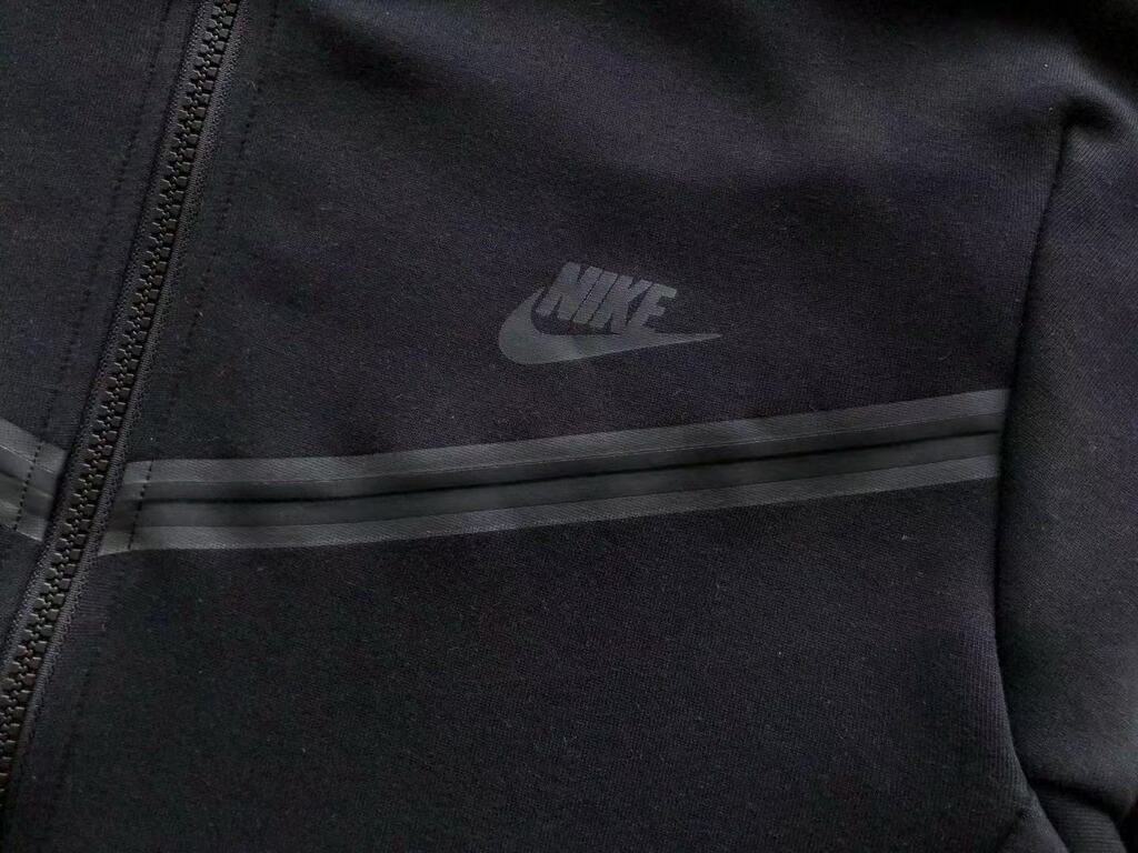 Ensemble Nike Tech Fleece All Black
