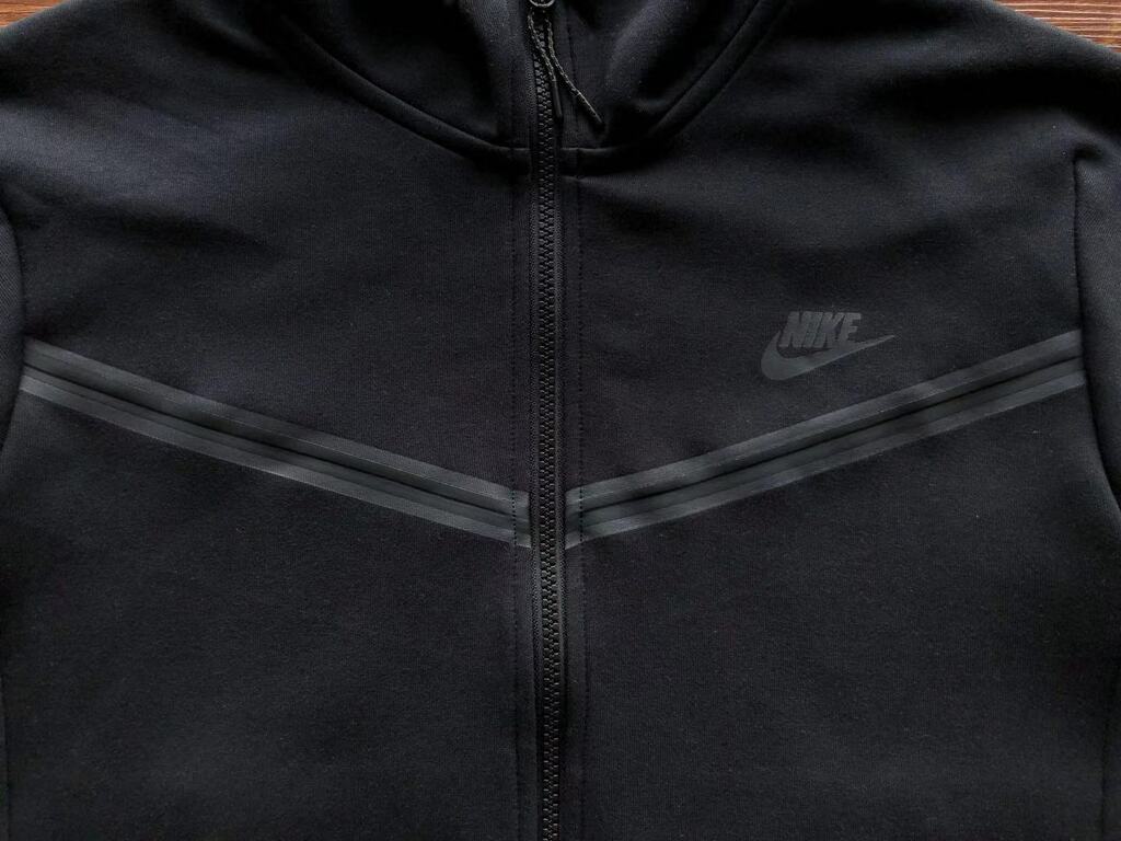 Ensemble Nike Tech Fleece All Black