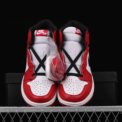 Nike Air Jordan 1 High Retro 'Chicago'