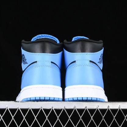 Nike Air Jordan 1 Mid 'University Blue'